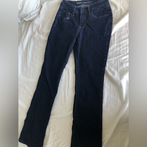 4/$30 Old Navy Curvy Profile Straight Jeans - Picture 1 of 2